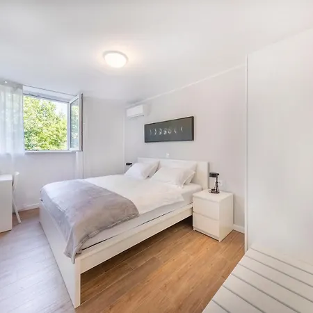 Fani With Free Private Parking *