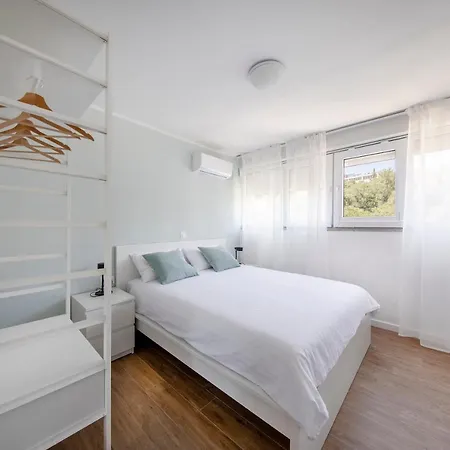 Fani With Free Private Parking *