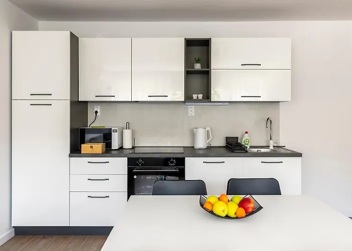 Fani With Free Private Parking Apartamento